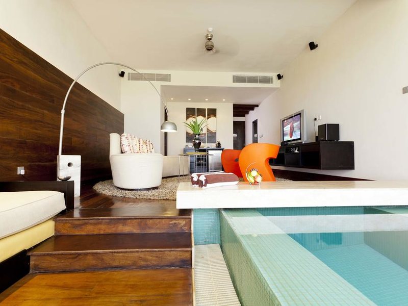 The Fortress  112261