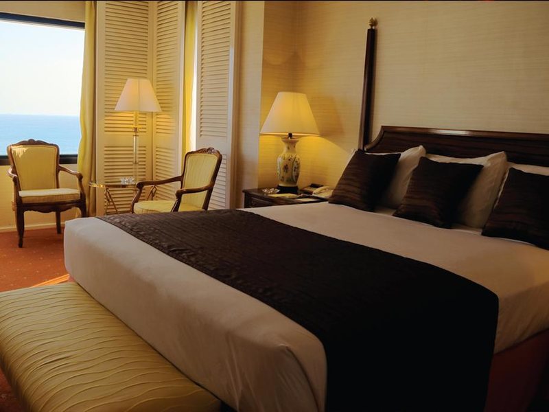 The Galadari Hotel  111407