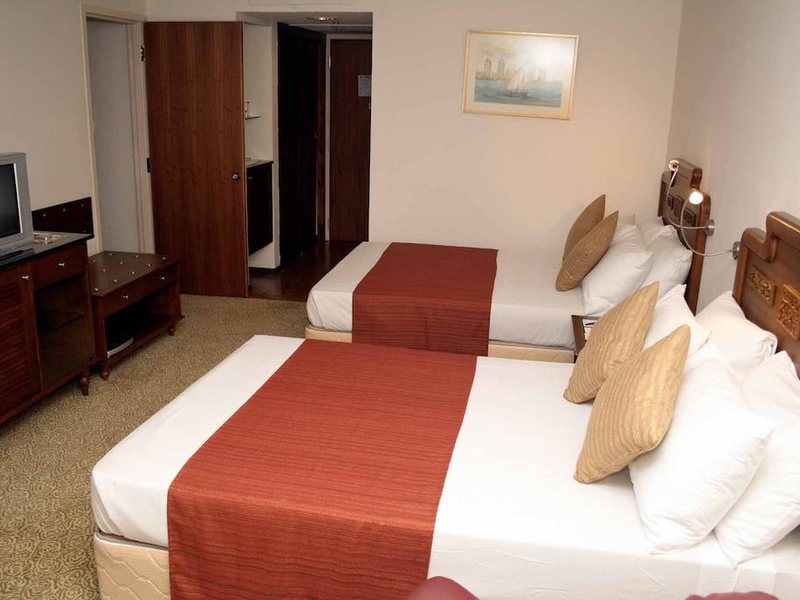 The Galadari Hotel  111410