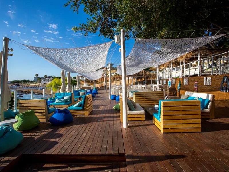 The Golden Coast Beach Hotel 290387