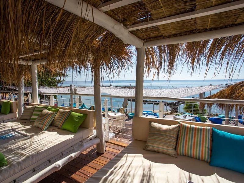 The Golden Coast Beach Hotel 290388