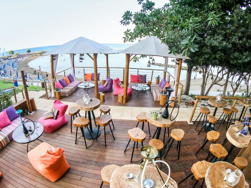 The Golden Coast Beach Hotel 290400