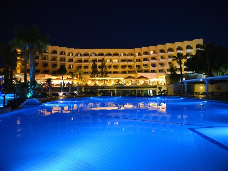 The Golden Coast Beach Hotel 290414