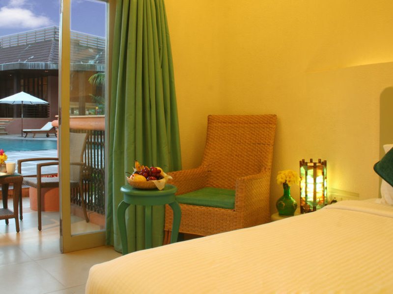 The Golden Crown Hotel 138583