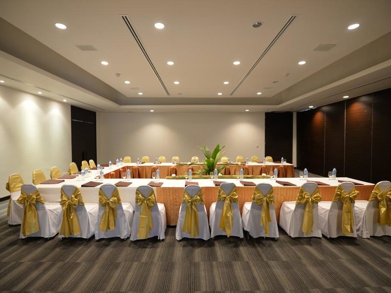 The Grand Southsea Khaolak  (ex 211761