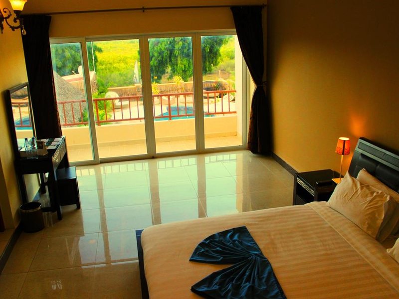 The Island Beach Resort  202708