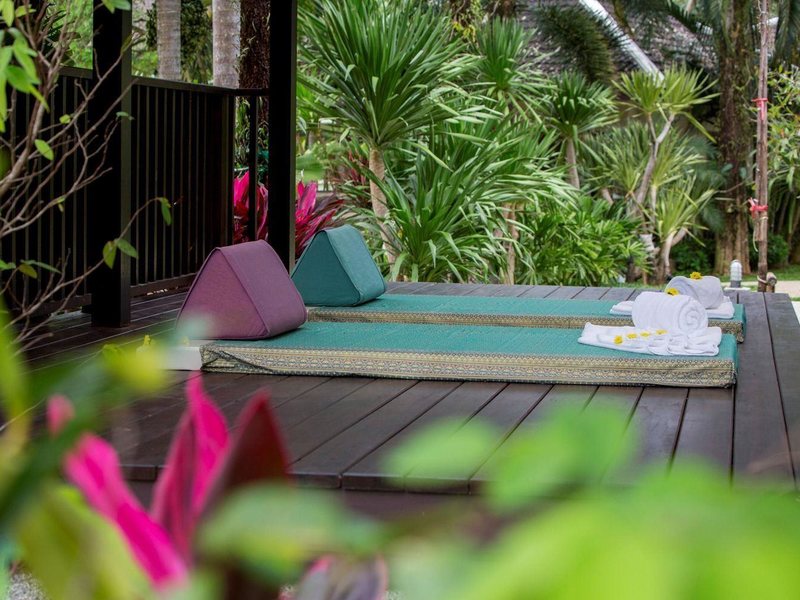 The Leaf on The Sands by Katathani (ex 211889