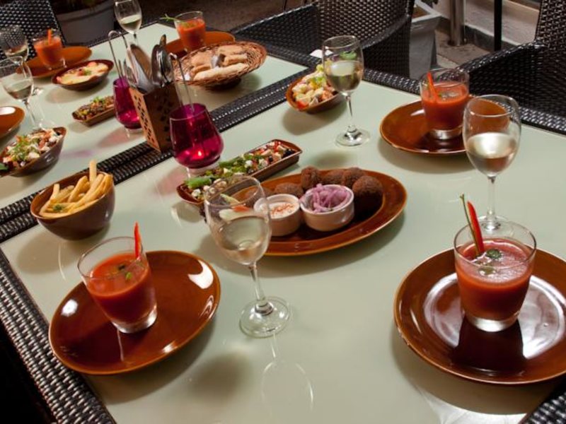 The Living Room Hotel Goa 114135