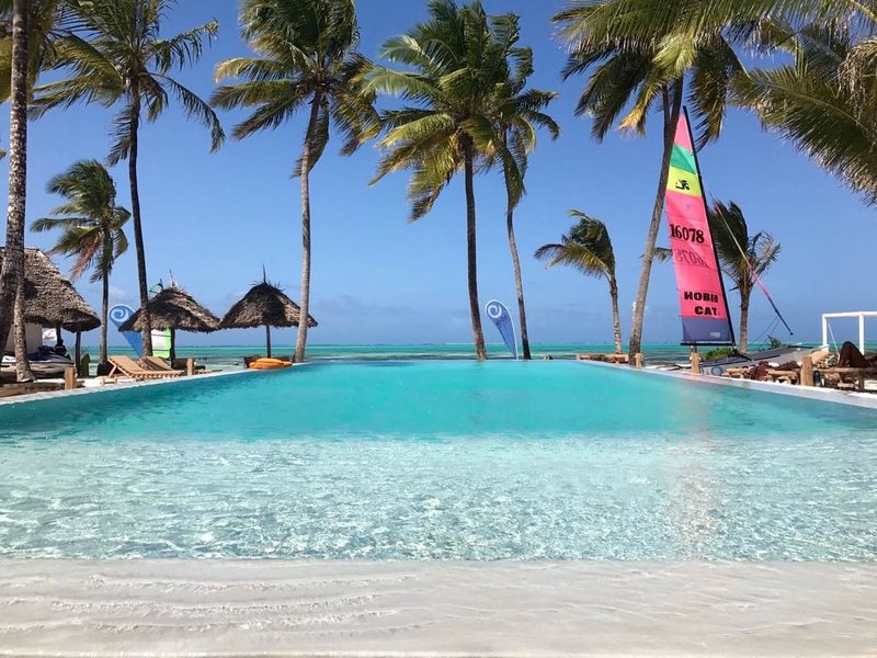 The Loop Beach Resort 322971