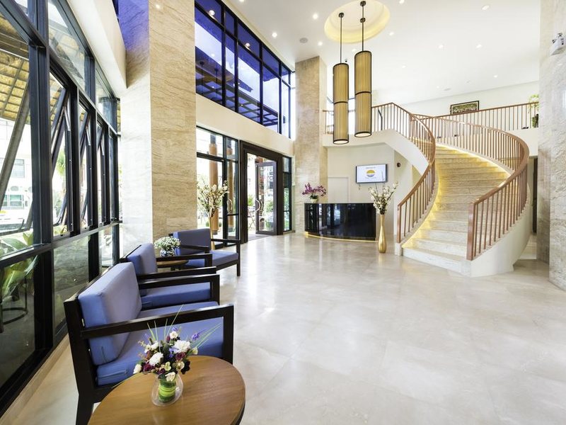 The Lunar Patong 211924