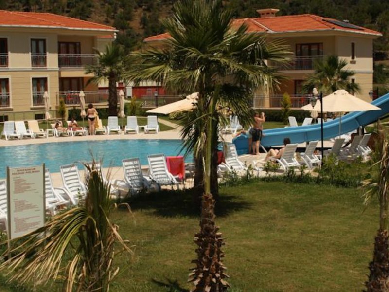 The One Club Hotel  158012