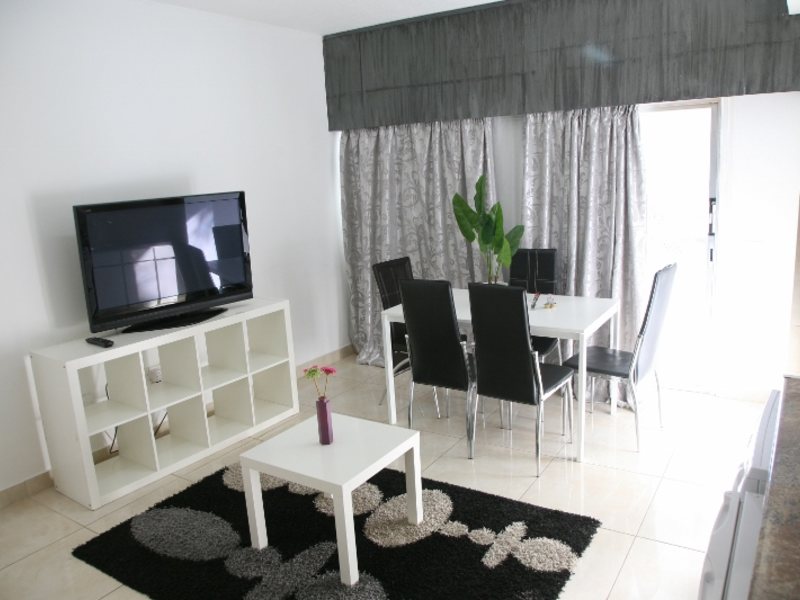 The Palms Hotel Apts 106538