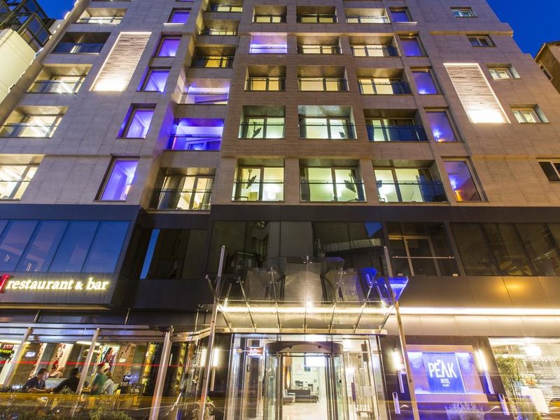 The Peak Hotel 302852