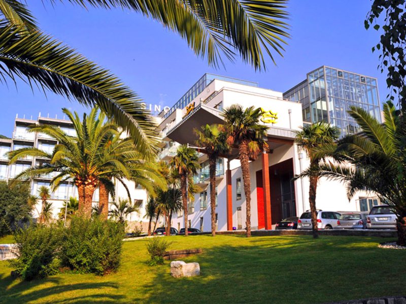 The Queen of  Montenegro 92196