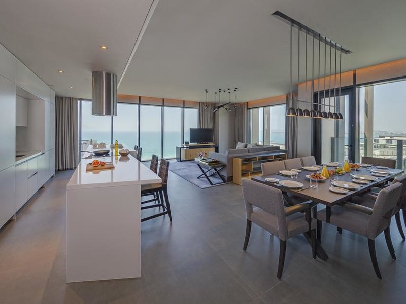 The Residence at Caesars Palace Bluewaters Dubai 300605