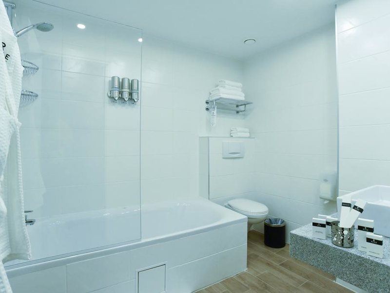 The Rise Hotel 162053