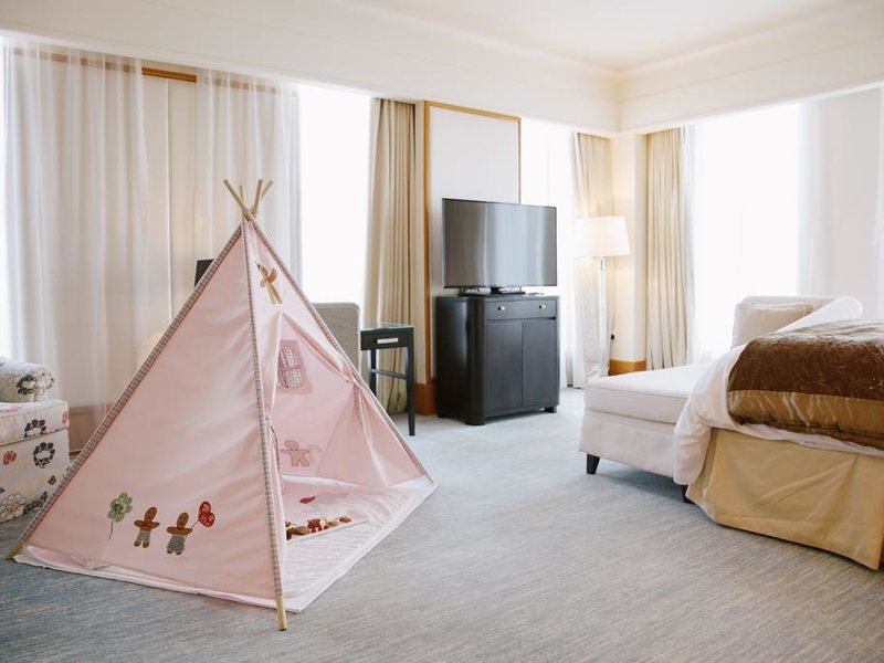 The Ritz-Carlton, Dubai International Financial Centre   300261