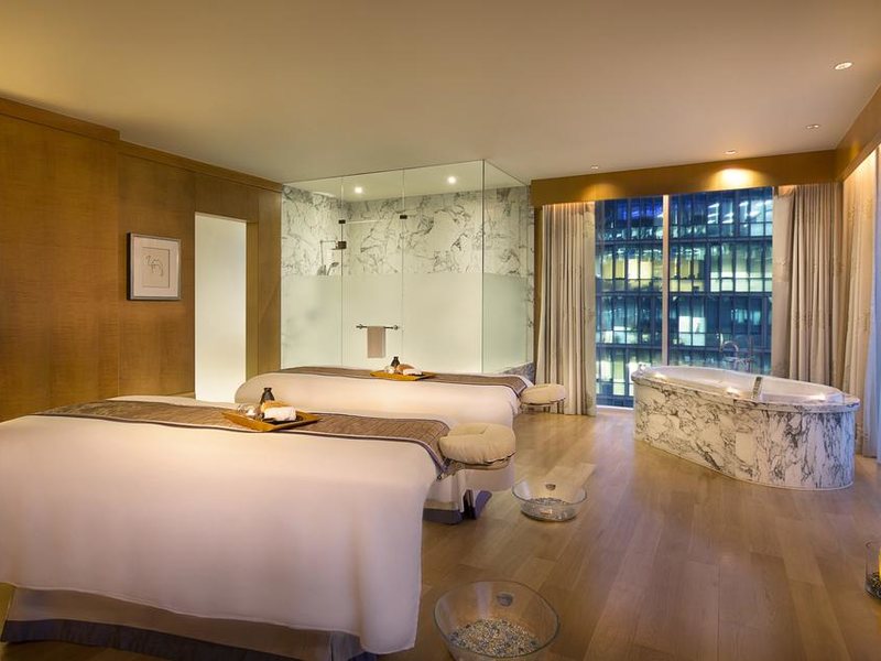 The Ritz-Carlton, Dubai International Financial Centre   300265