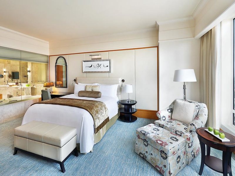 The Ritz-Carlton, Dubai International Financial Centre   300270