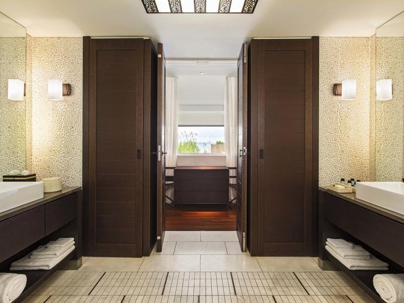 The Romanos, a Luxury Collection Resort  285349