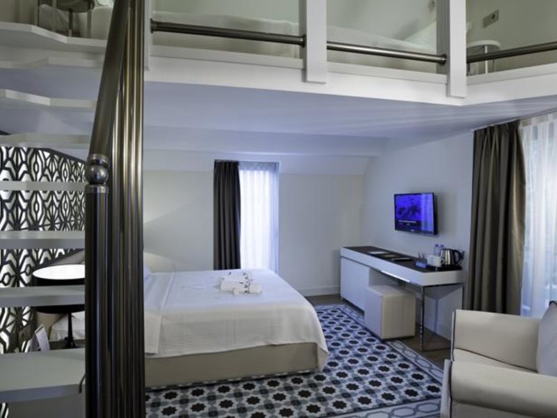 The Roxy Luxury Nature (ех 59453