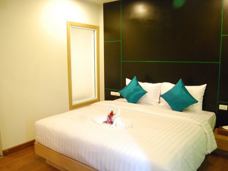 The Three by APK 222962