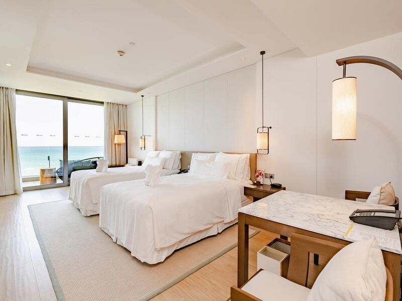 The Westin Blue Bay Resort 298600
