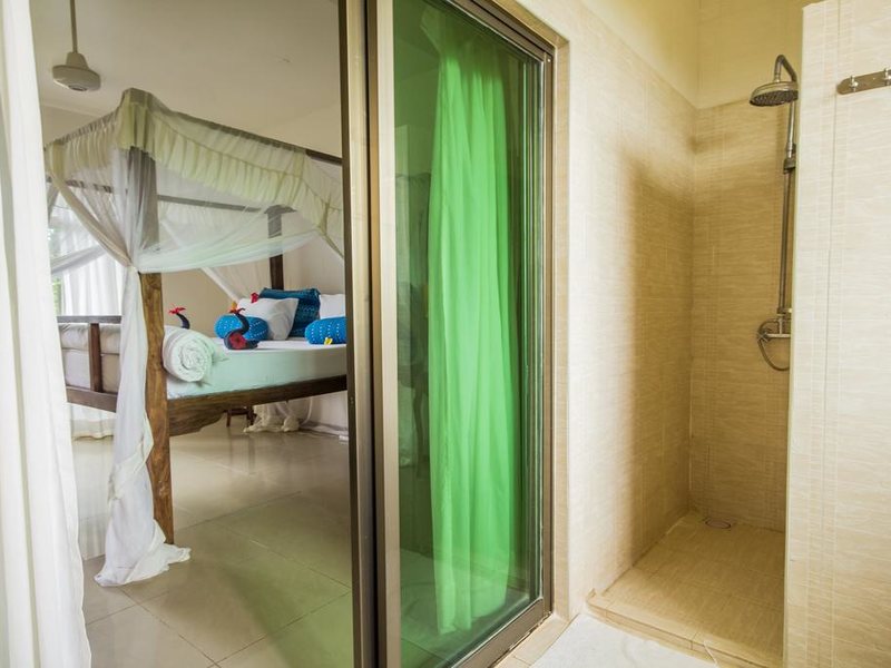 The Zanzibari 202877