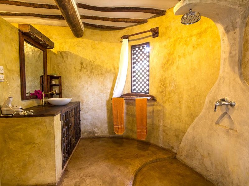 The Zanzibari 202903