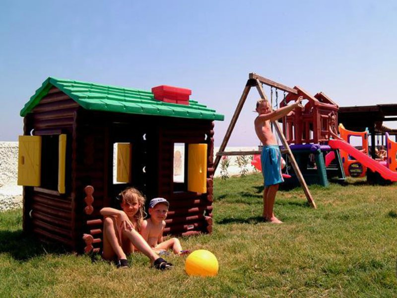 Themis Beach Hotel 77886