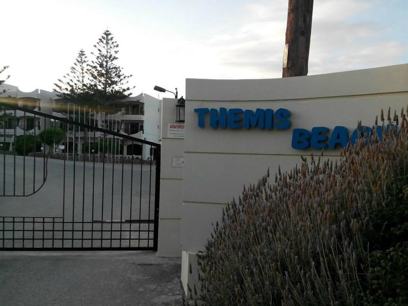 Themis Beach Hotel 77901