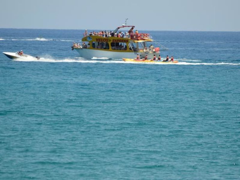 Thisvi Apartments 100578