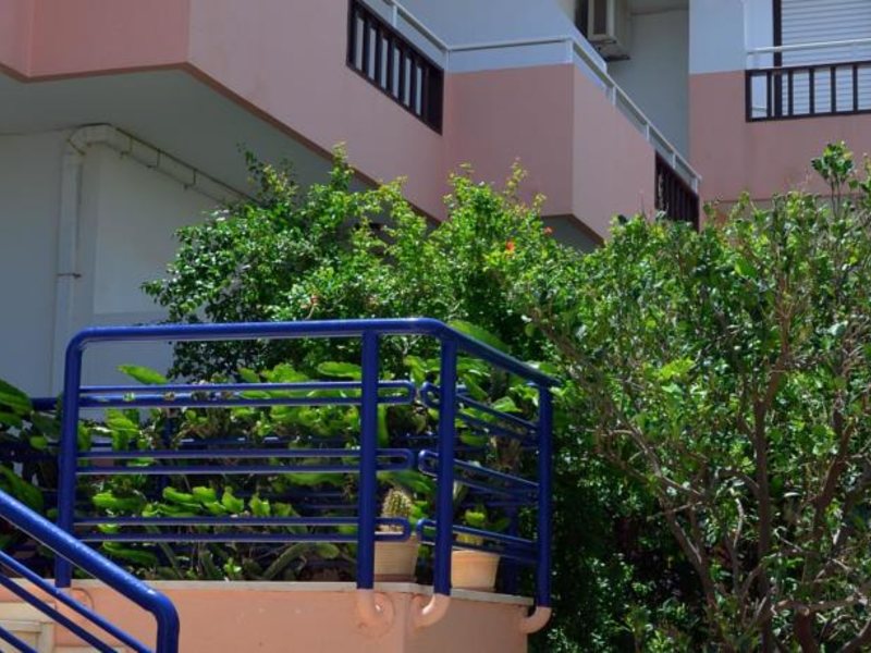 Thisvi Apartments 100581