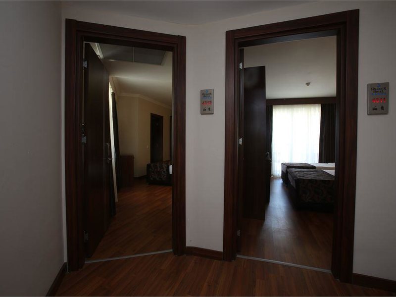 Throne Beach Resort & SPA (ех 196905