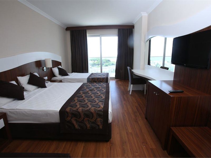 Throne Beach Resort & SPA (ех 196906