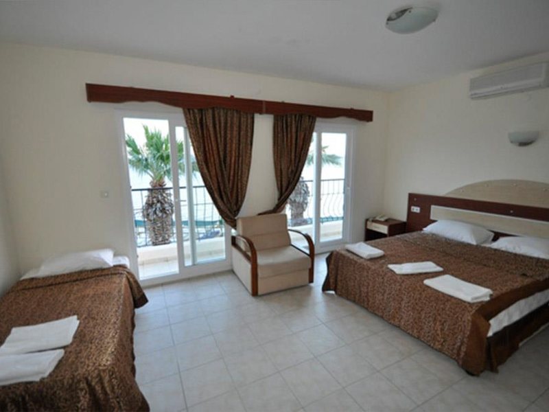 Tiana Moonlight Hotel  (ех 272439