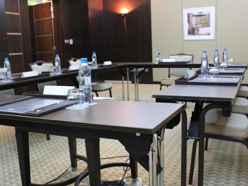 Time Oak Hotel & Suites 118884