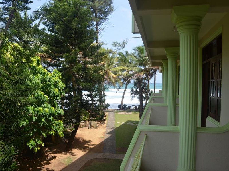 Time n Tide Beach Resort 194476