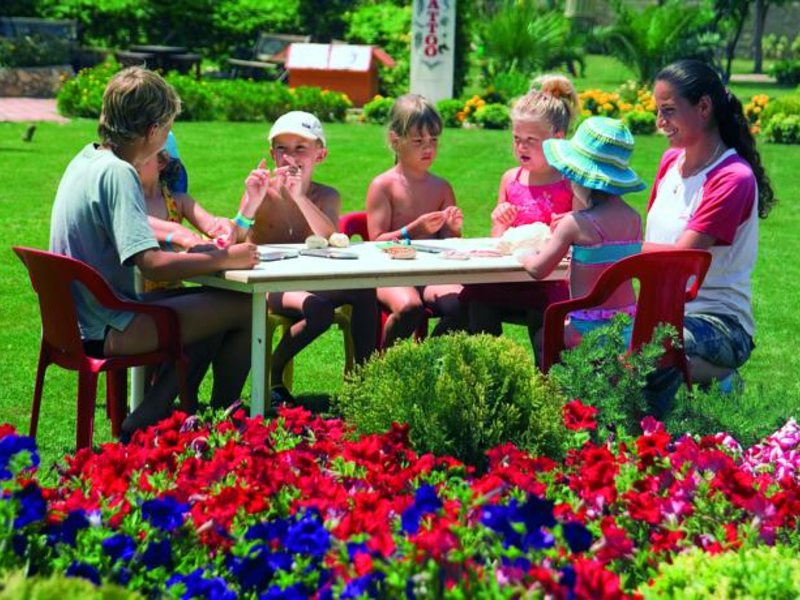 Titan Garden Hotel 69693