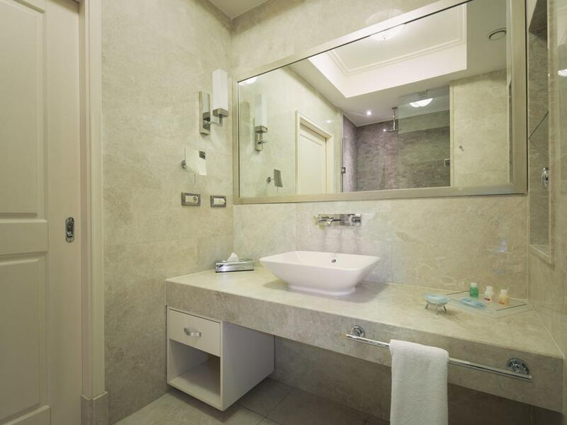 Titanic Business Kartal 279243