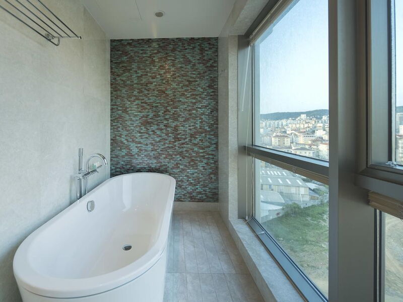 Titanic Business Kartal 279246