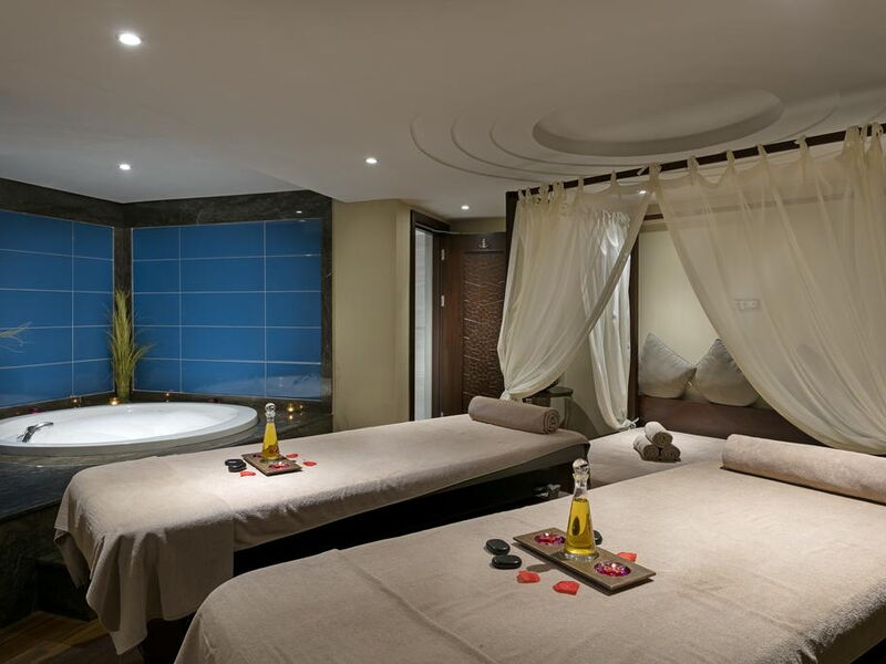 Titanic Business Kartal 279257