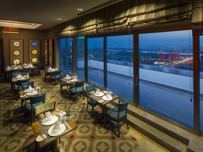 Titanic Business Kartal 279268