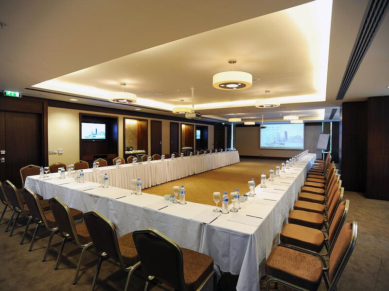 Titanic Port Bakirkoy Hotel 203834