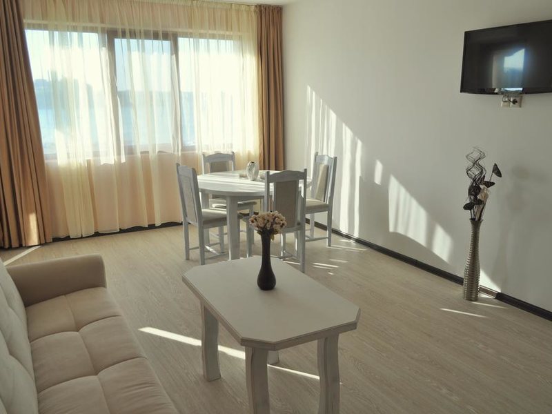 Toma s Residence 314510