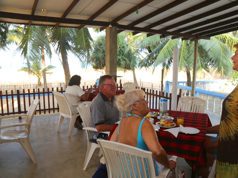 Topaz Beach Hotel 131774