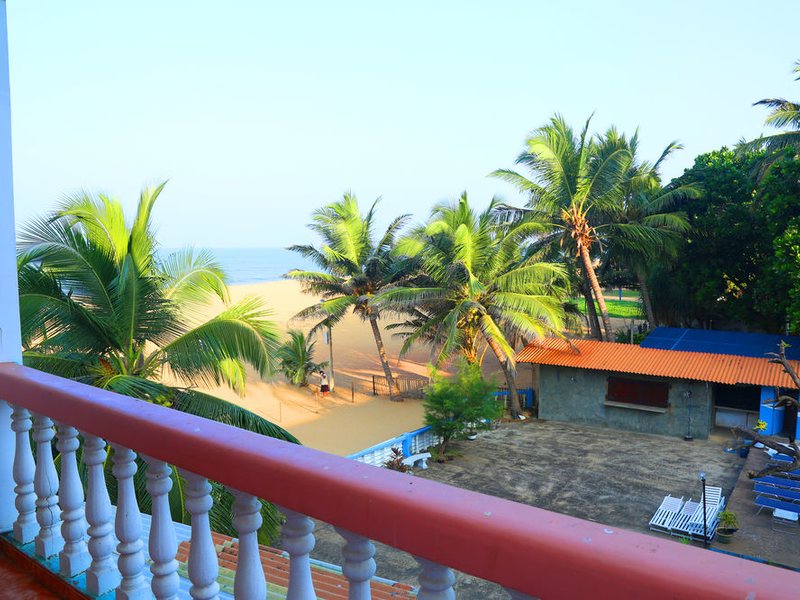 Topaz Beach Hotel 131776