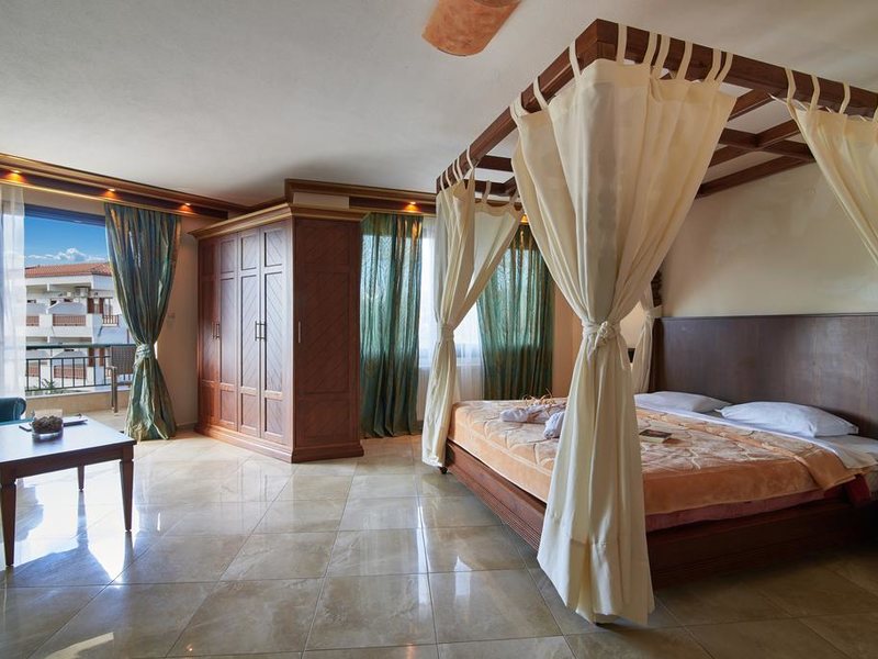 Toroni Blue Sea Hotel 252346