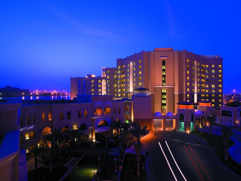 Traders Hotel Qaryat Al Beri Abu Dhabi 228750