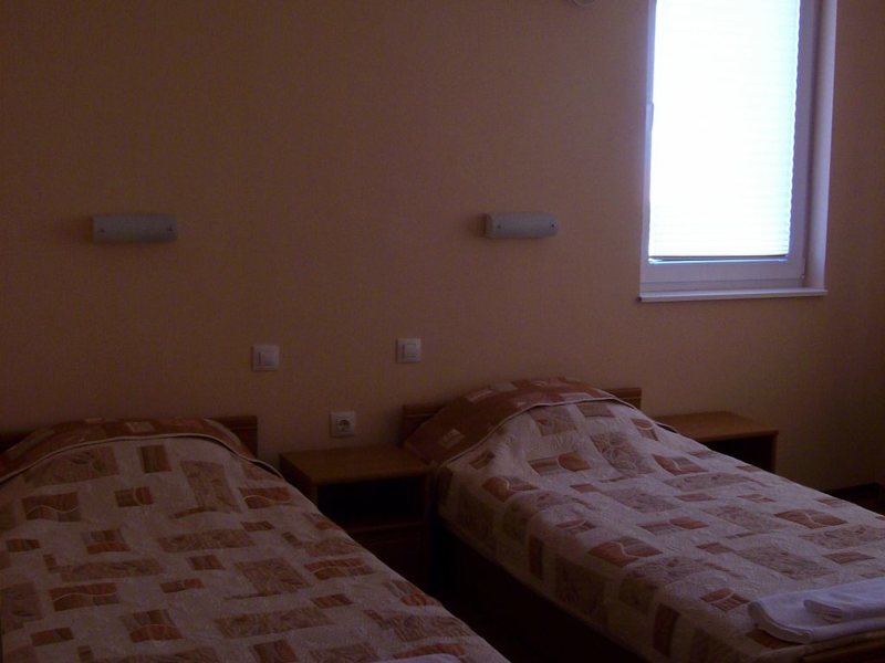 Trakia (Созополь) 182183